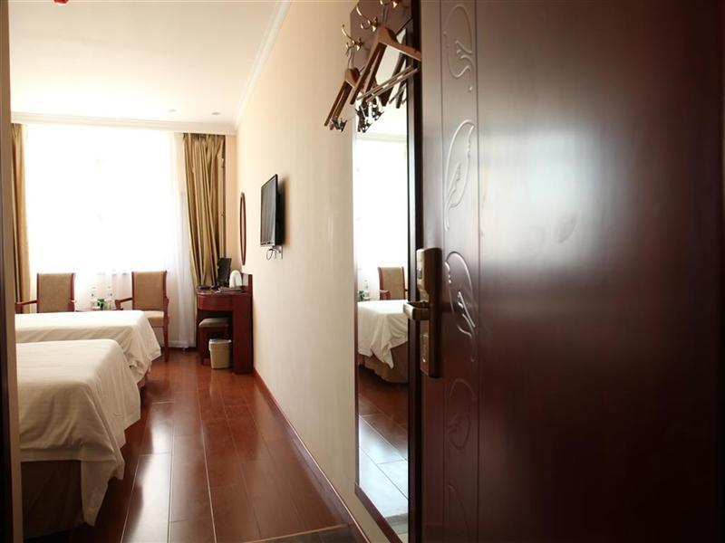 Greentree Inn Beijing Pinggu District Government Express Hotel Pequim Exterior foto